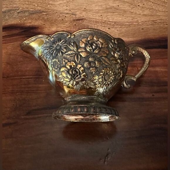 Small metal/enamel sugar and creamer set - Picture 2 of 8